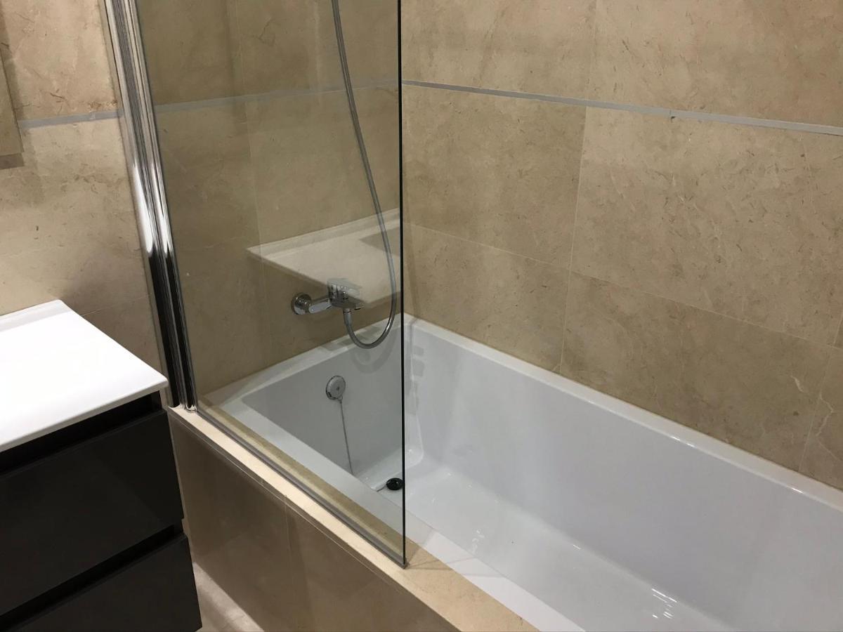 Lotus Marco Apartment Касарес Екстериор снимка